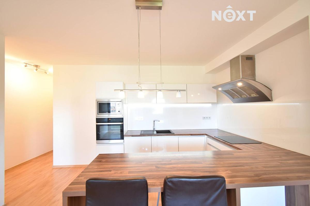 Pronájem bytu 3+kk 67 m² – fotografie 3