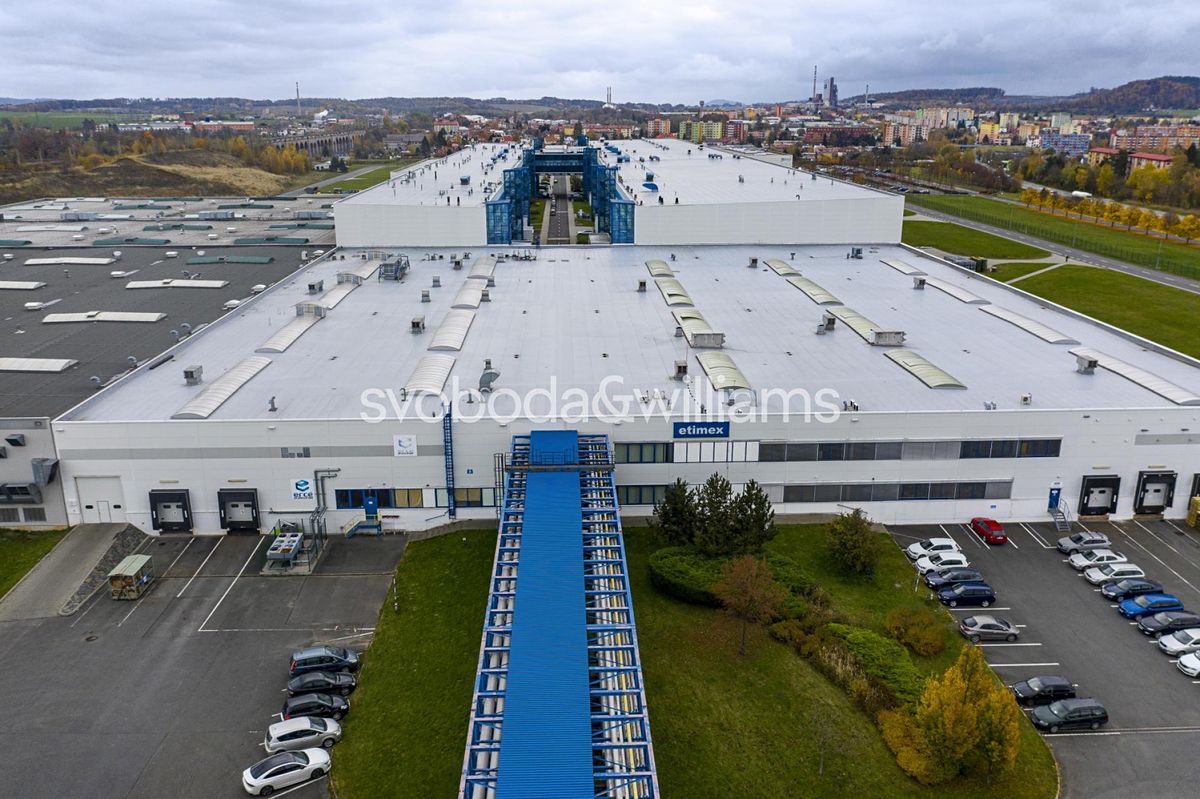 Pronájem skladového prostoru 236 m²