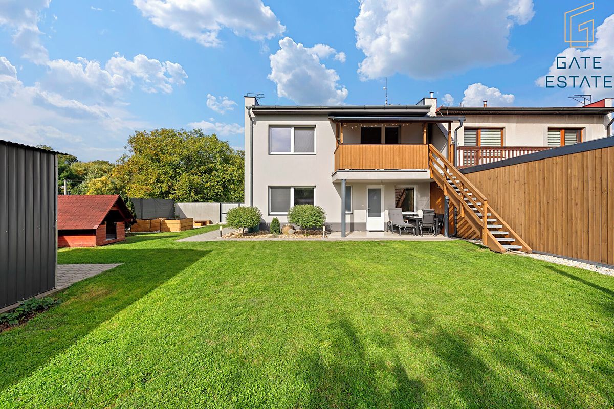 Prodej rodinného domu 177 m², pozemek 653 m² – fotografie 3