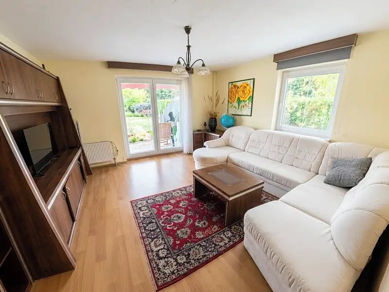 Prodej rodinného domu 155 m², pozemek 647 m², Praha – náhled fotky 2