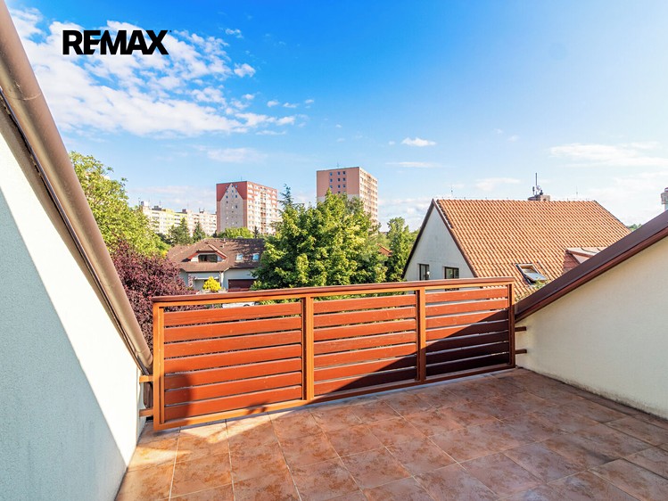Pronájem domu, 286 m² (29 z 40)