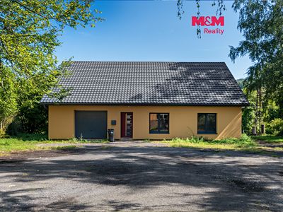 Prodej rodinného domu 293 m², pozemek 704 m²