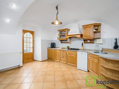 Будинок на продаж, 120 м² (2 з 21)