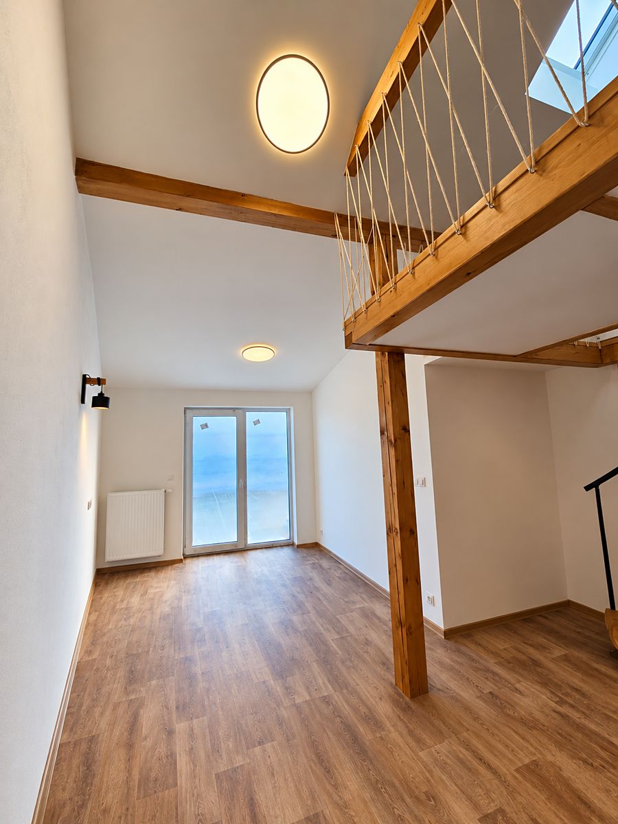 Pronájem bytu 2+kk 40 m² – fotografie 4
