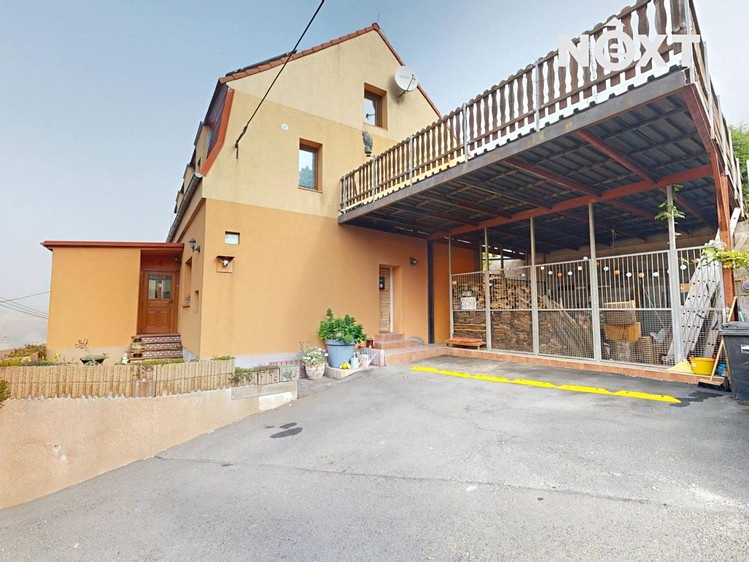 Prodej domu, 226 m² (2 z 28)
