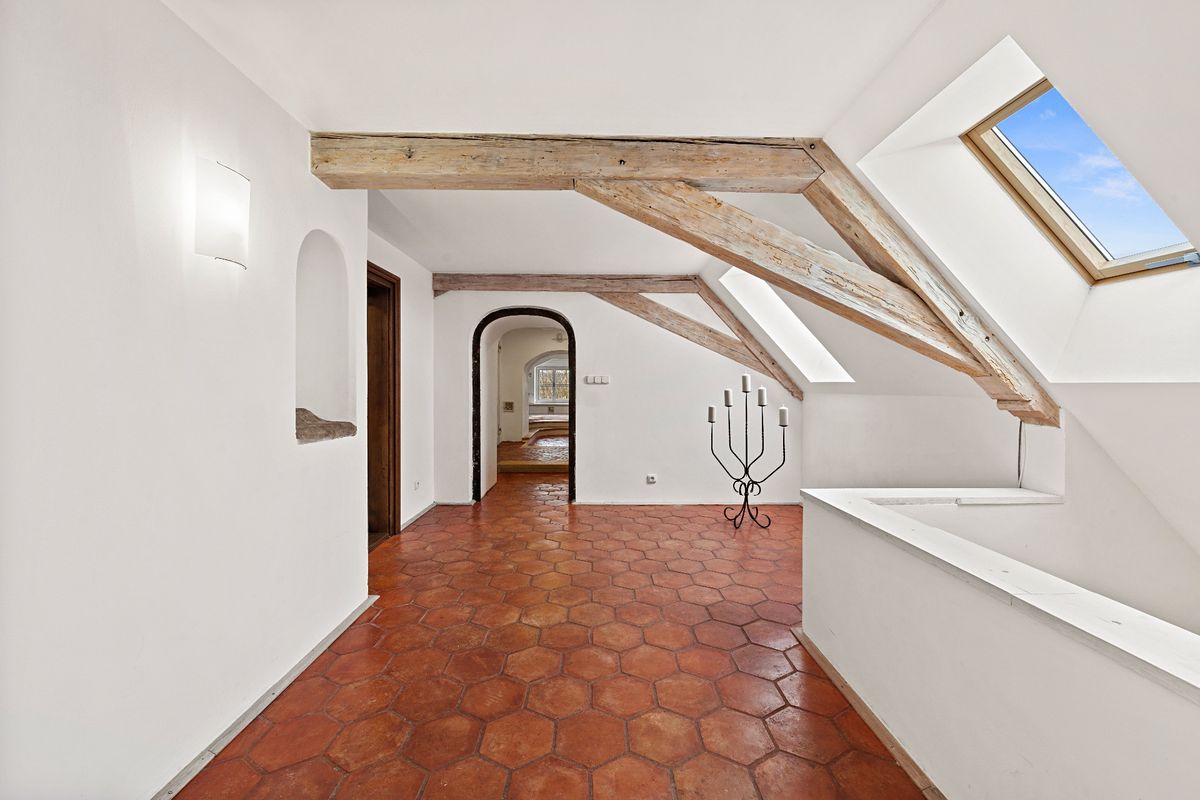 Pronájem bytu 2+kk 60 m² – fotografie 3