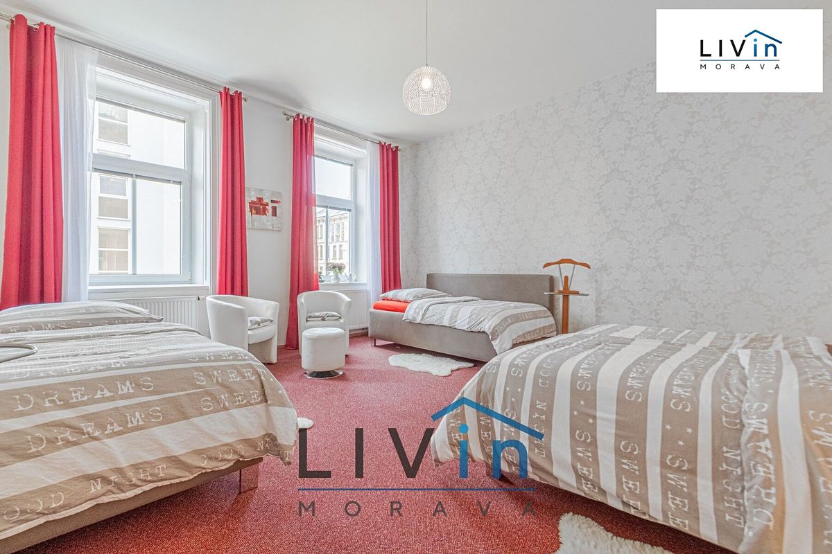Pronájem bytu 2+kk 62 m² – fotografie 3