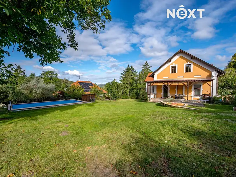 Prodej rodinného domu 325 m², pozemek 1719 m², Křivoklát – náhled fotky 1