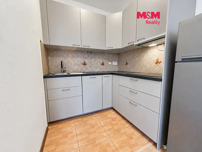 Pronájem bytu 2+kk 26 m², Kladno – náhled fotky 1