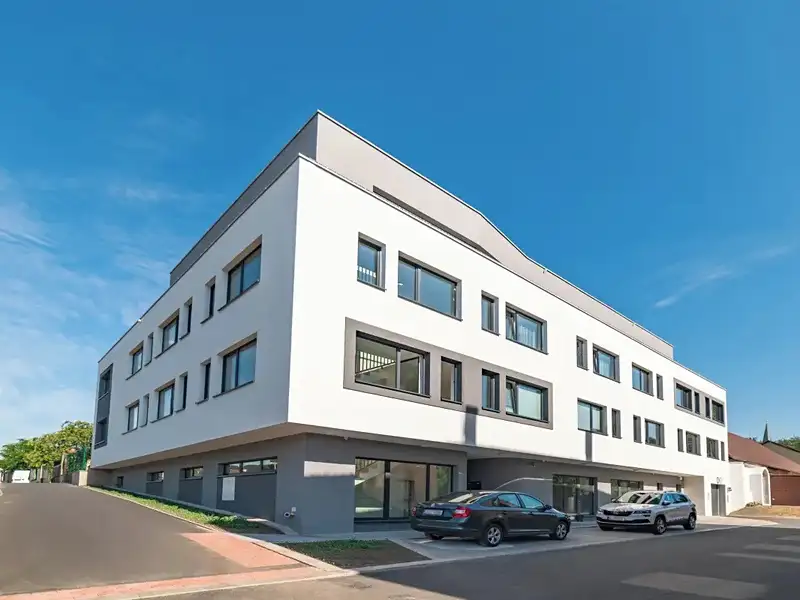 Pronájem bytu 3+kk 61 m², Praha – náhled fotky 1