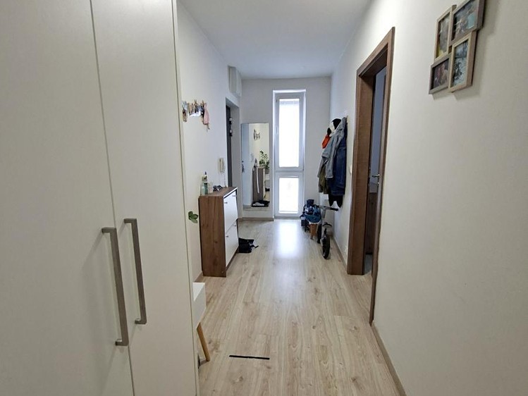 Квартира 2+kk в оренду, 62 м² (8 з 10)