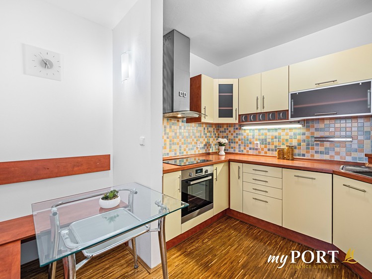 Prodej bytu 3+kk, 63 m² (1 z 20)