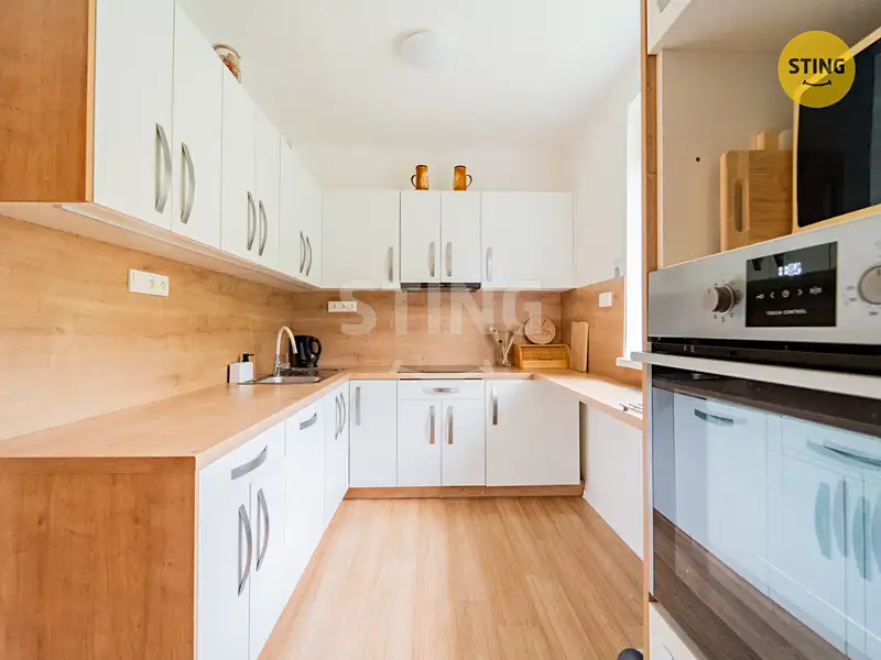 Prodej rodinného domu 249 m², pozemek 1245 m², Holčovice – náhled fotky 3