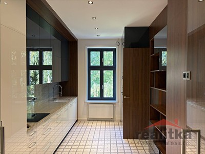 Квартира 2+1 на продаж, 99 м² (2 з 21)