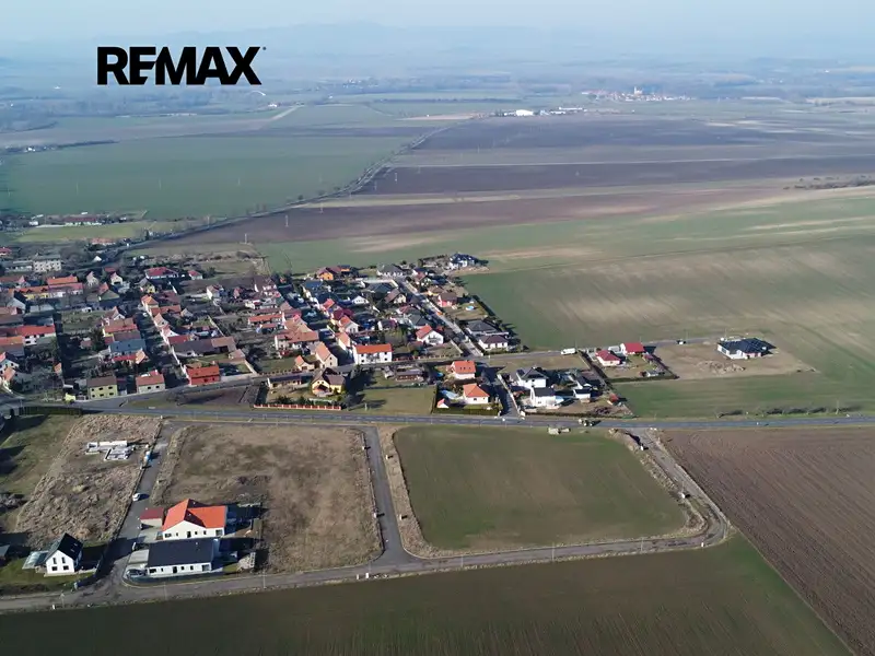 Prodej stavebního pozemku 1140 m², Slavětín – náhled fotky 2