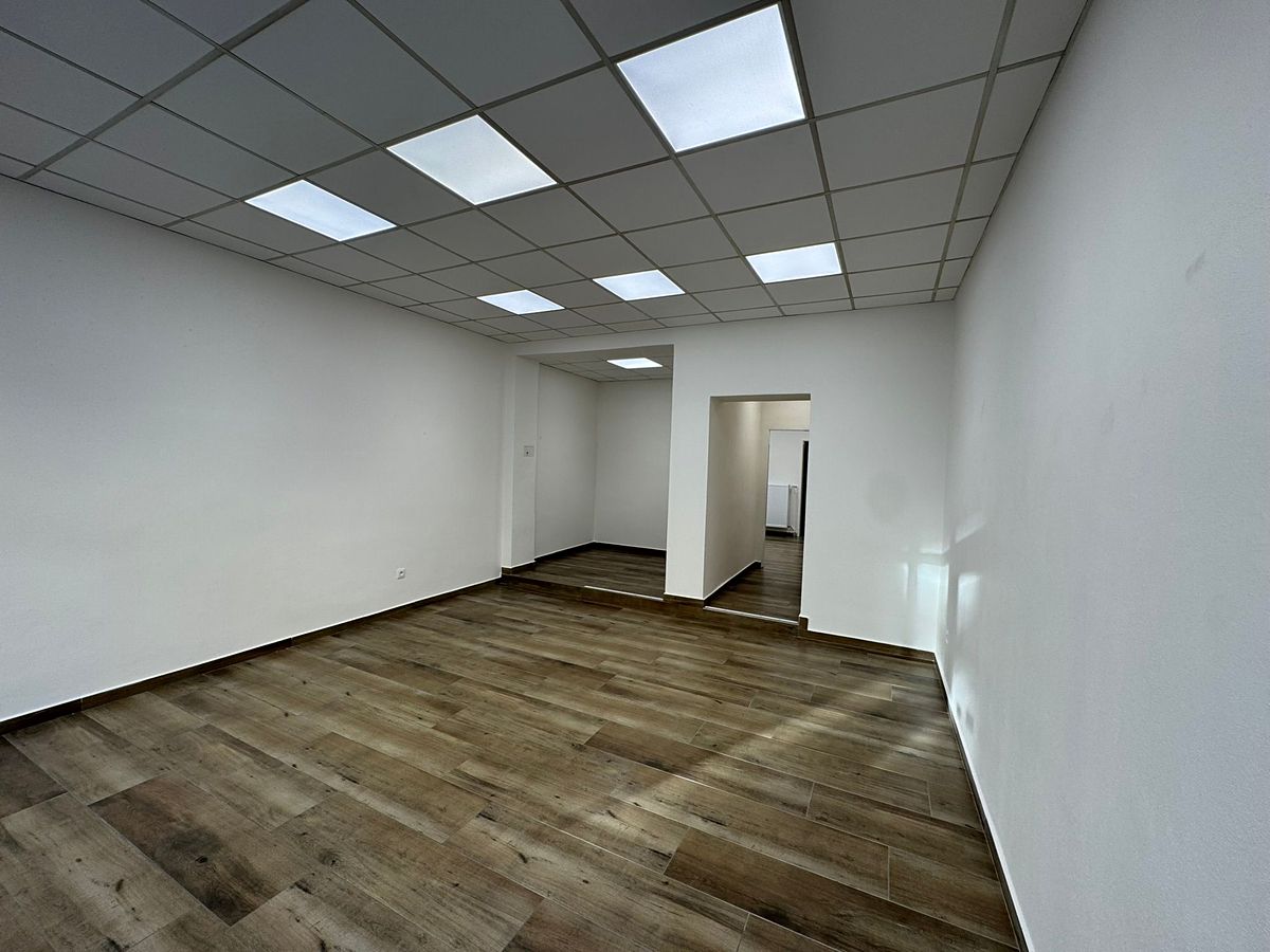 Pronájem obchodního prostoru 82 m² – fotografie 4