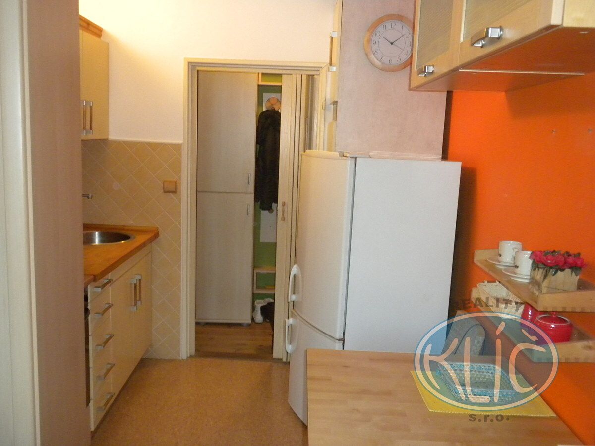 Pronájem bytu 1+kk 24 m² – fotografie 2