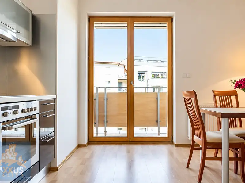 Pronájem bytu 2+kk 45 m², Praha – náhled fotky 1