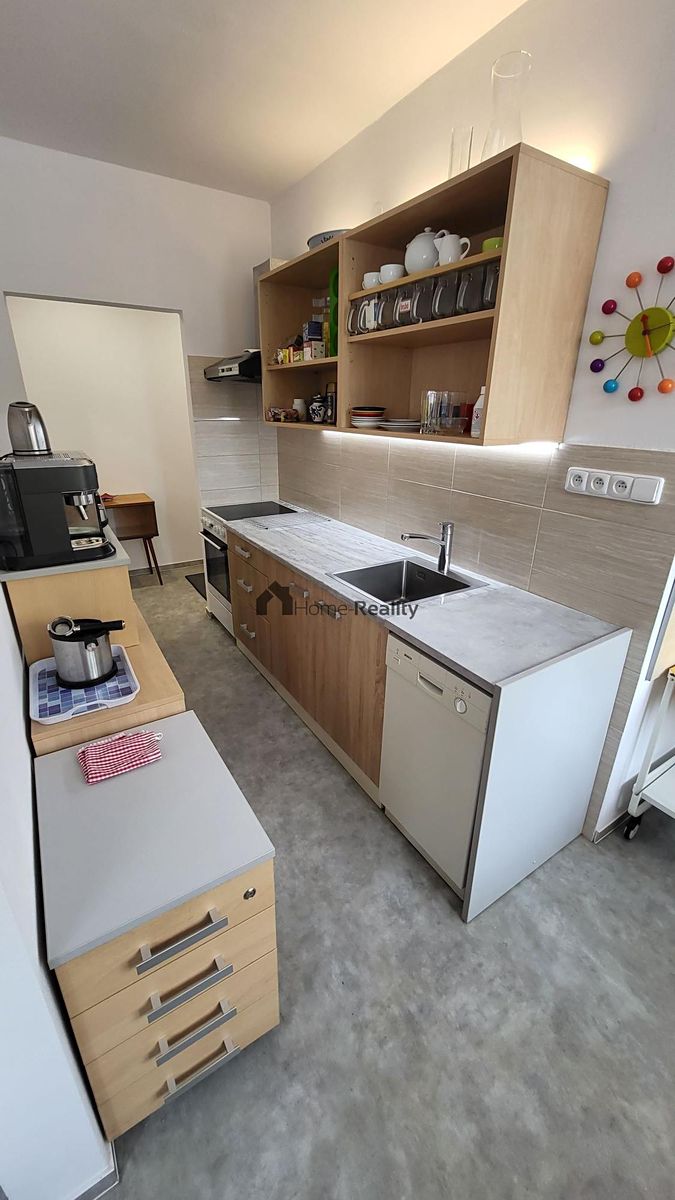 Pronájem bytu 2+1 60 m² – fotografie 5
