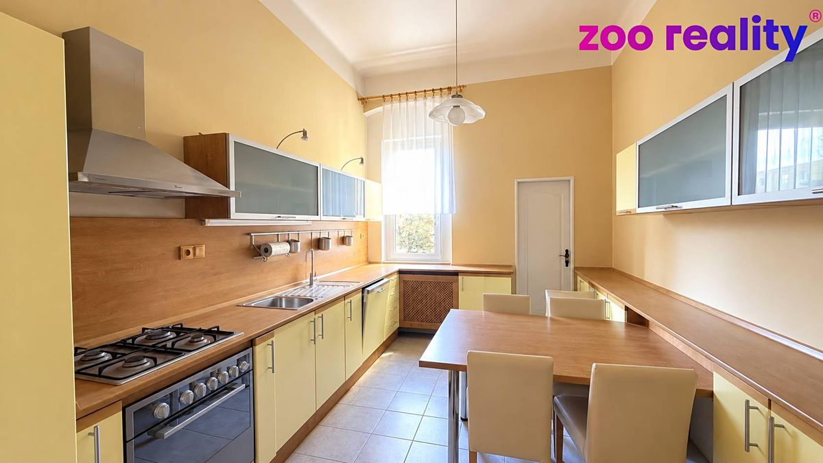 Pronájem bytu 3+1 168 m² – fotografie 4