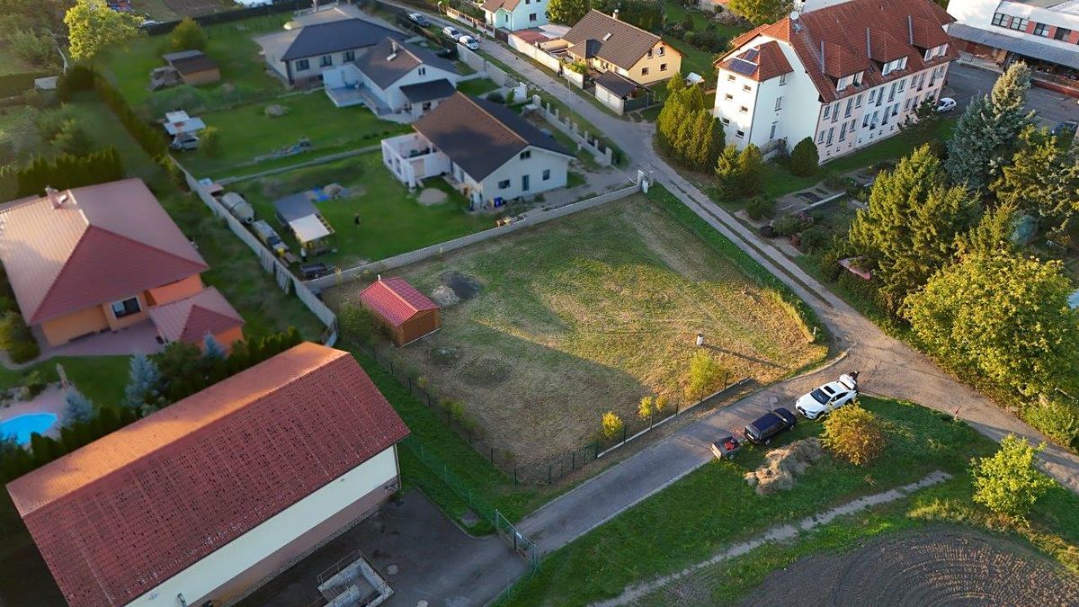 Prodej stavebního pozemku 1095 m²