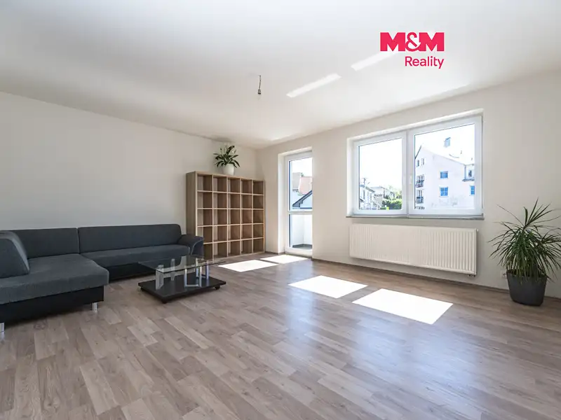 Prodej bytu 3+kk 81 m², Břežany II – náhled fotky 1
