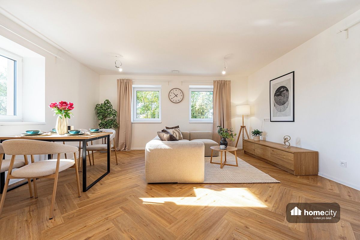 Prodej rodinného domu 140 m², pozemek 862 m² – fotografie 3