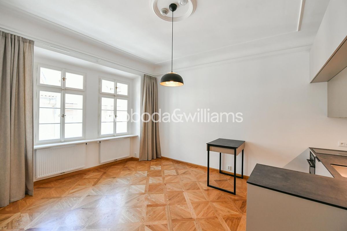 Pronájem bytu 2+kk 38 m²