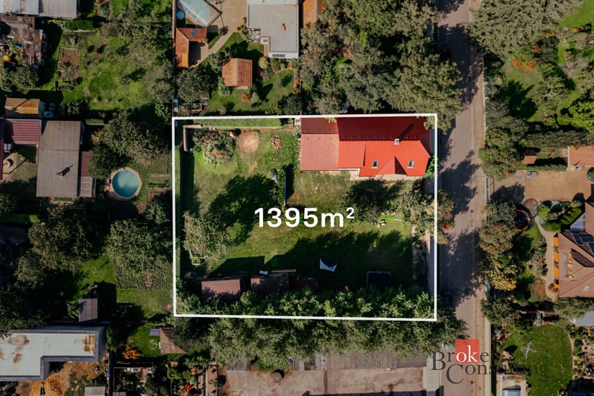 Prodej rodinného domu 160 m², pozemek 1395 m² – fotografie 2