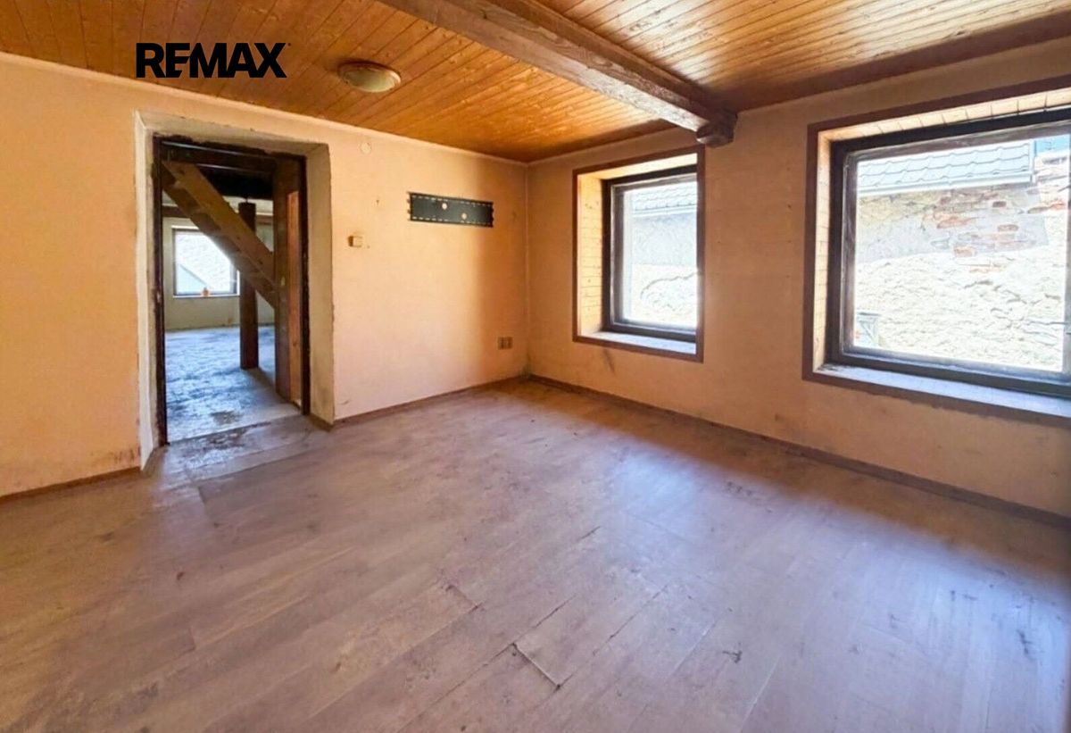 Prodej rodinného domu 94 m², pozemek 196 m² – fotografie 5