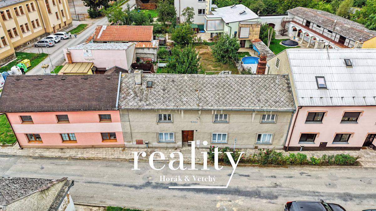 Prodej rodinného domu 100 m², pozemek 609 m² – fotografie 2