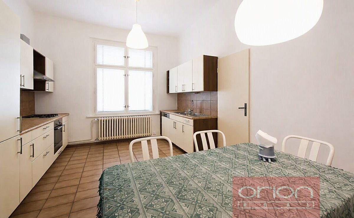 Prodej vily 392 m², pozemek 788 m² – fotografie 4