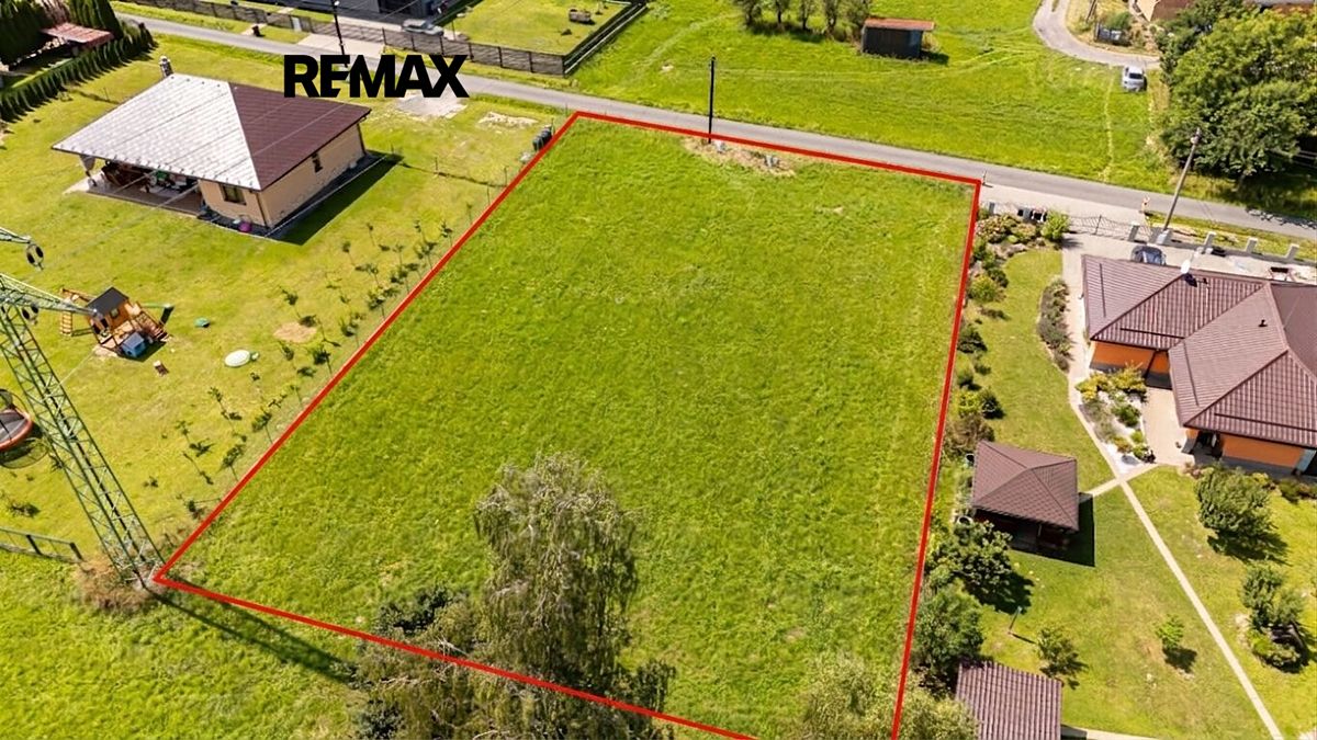 Prodej stavebního pozemku 1650 m²