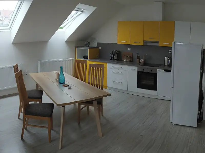 Pronájem bytu 4+kk 110 m², Dolní Dobrouč – náhled fotky 1