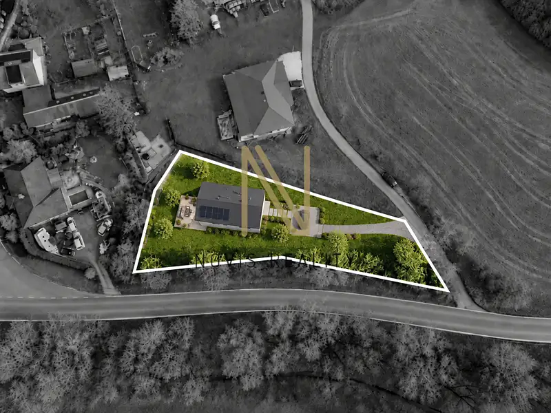 Prodej stavebního pozemku 2050 m², Pařezov – náhled fotky 1