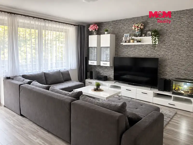 Prodej rodinného domu 190 m², pozemek 680 m², Praha – náhled fotky 2