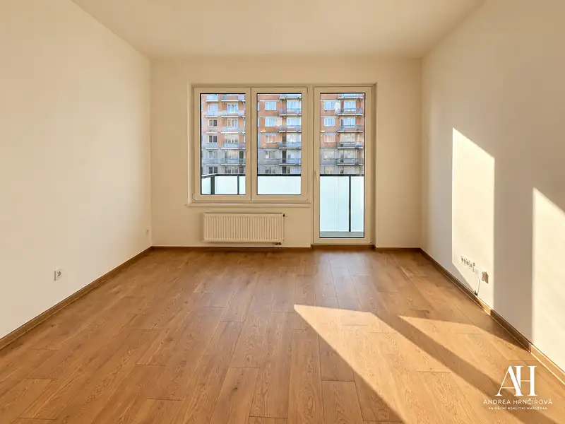 Pronájem bytu 2+kk 49 m², Praha – náhled fotky 3