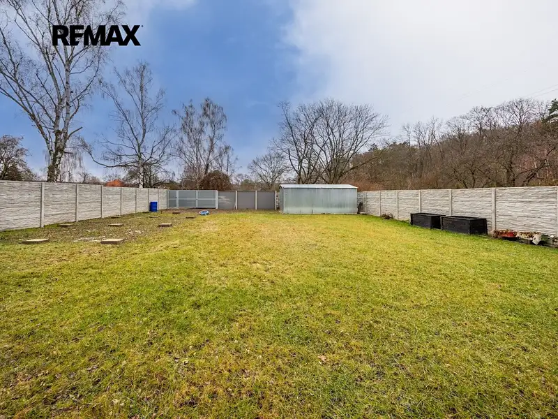 Prodej stavebního pozemku 596 m², Kladno – náhled fotky 3
