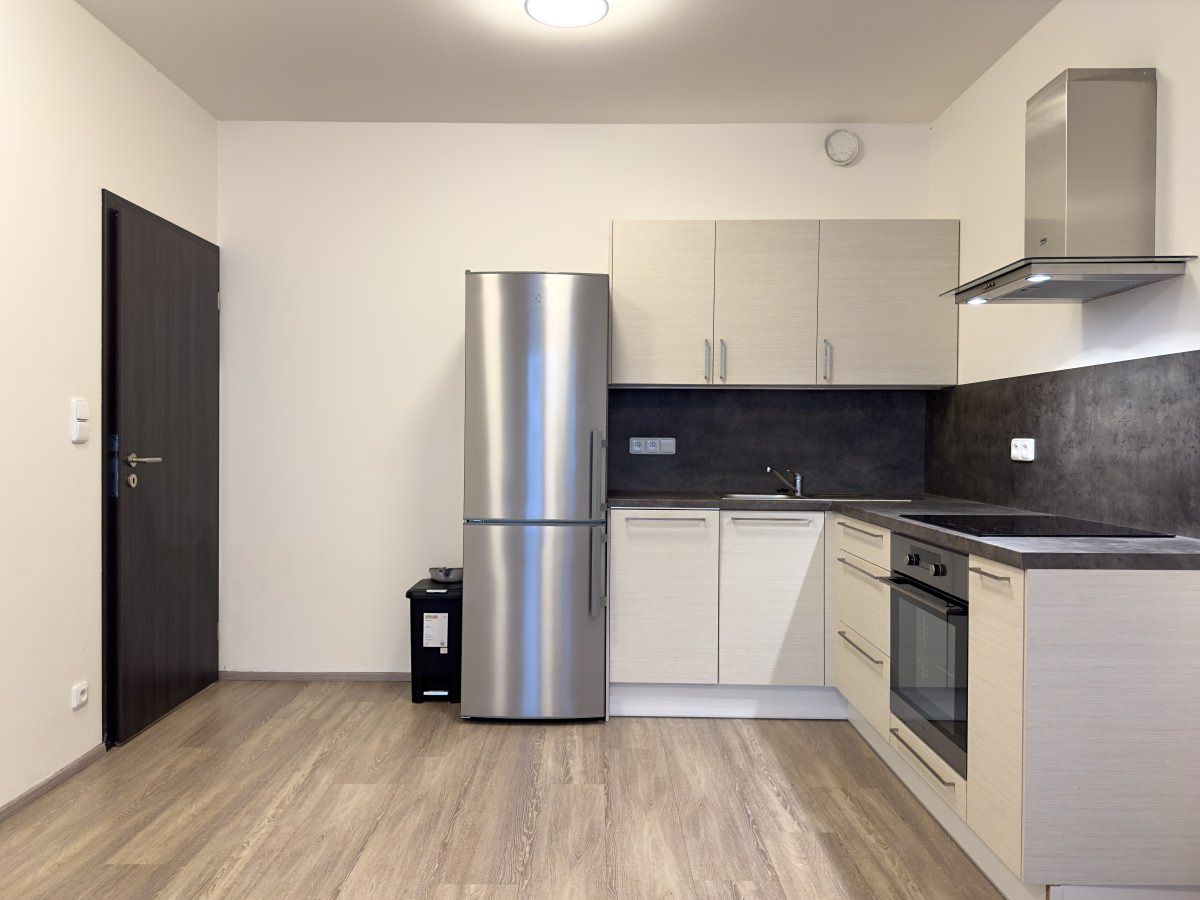 Pronájem bytu 2+kk 54 m² – fotografie 2