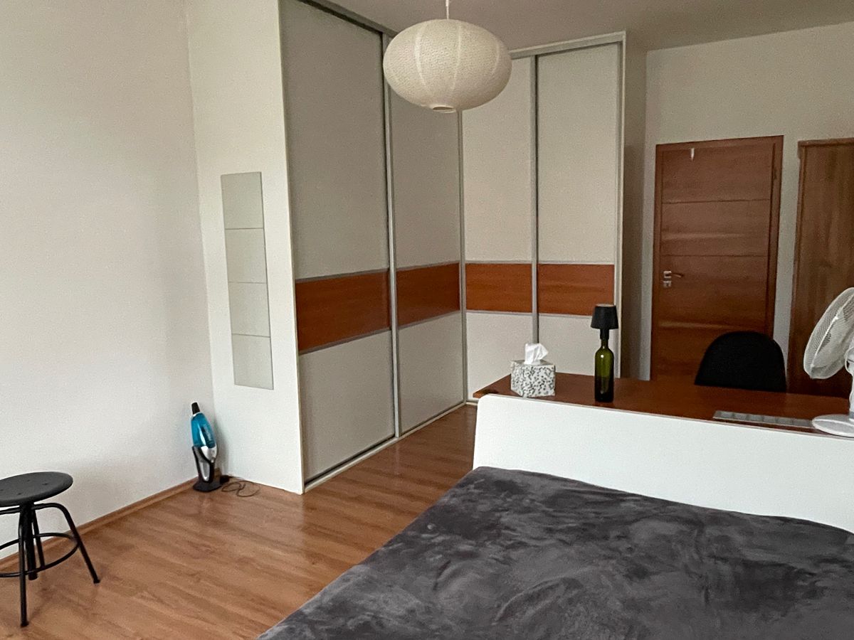 Pronájem bytu 2+kk 56 m² – fotografie 4