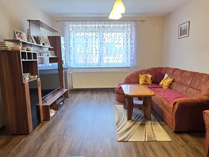 Prodej rodinného domu 190 m², pozemek 1076 m², Tachov – náhled fotky 3