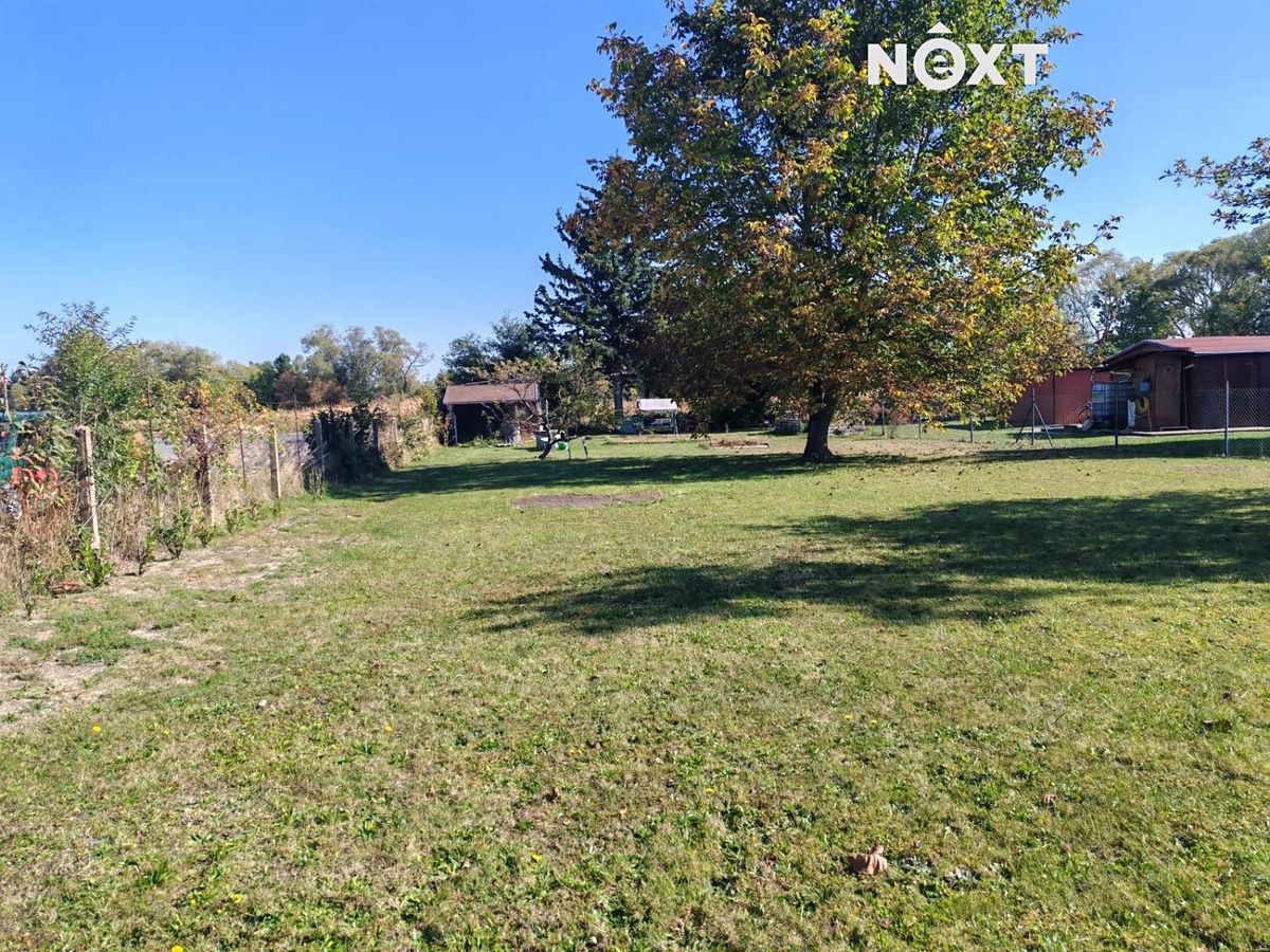 Prodej stavebního pozemku 976 m²