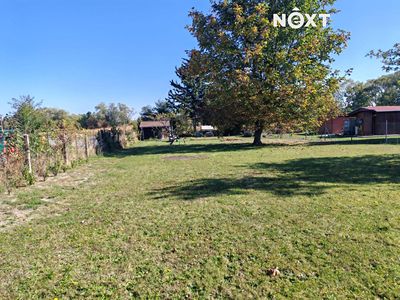 Prodej stavebního pozemku 976 m²