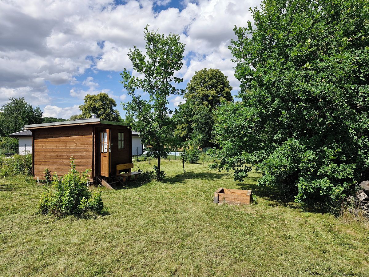 Prodej stavebního pozemku 1028 m² – fotografie 2
