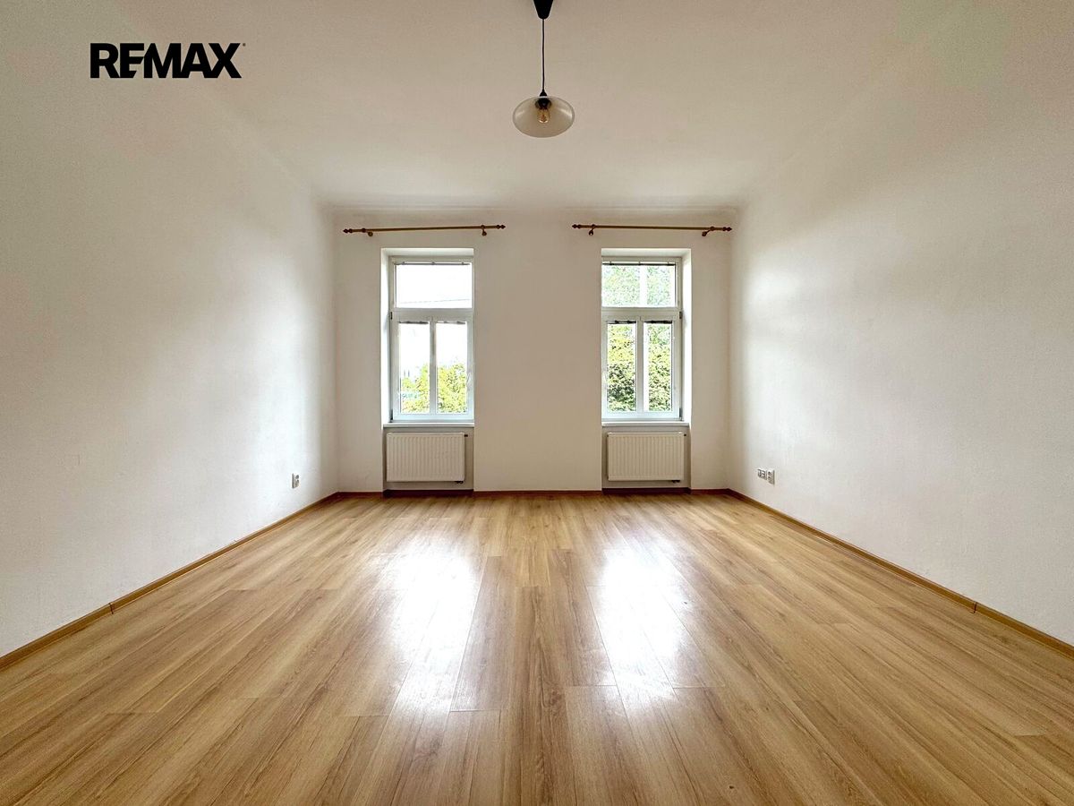 Pronájem bytu 1+1 35 m²