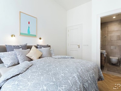 Pronájem bytu 4+kk, 140 m² (3 z 35)