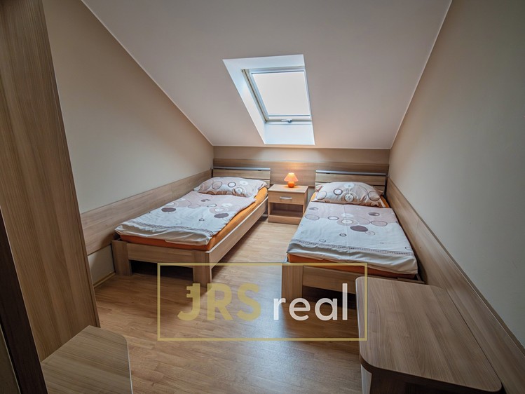Prodej komerčního prostoru, 468 m² (18 z 25)