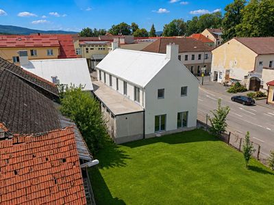 Prodej rodinného domu 340 m², pozemek 1783 m²