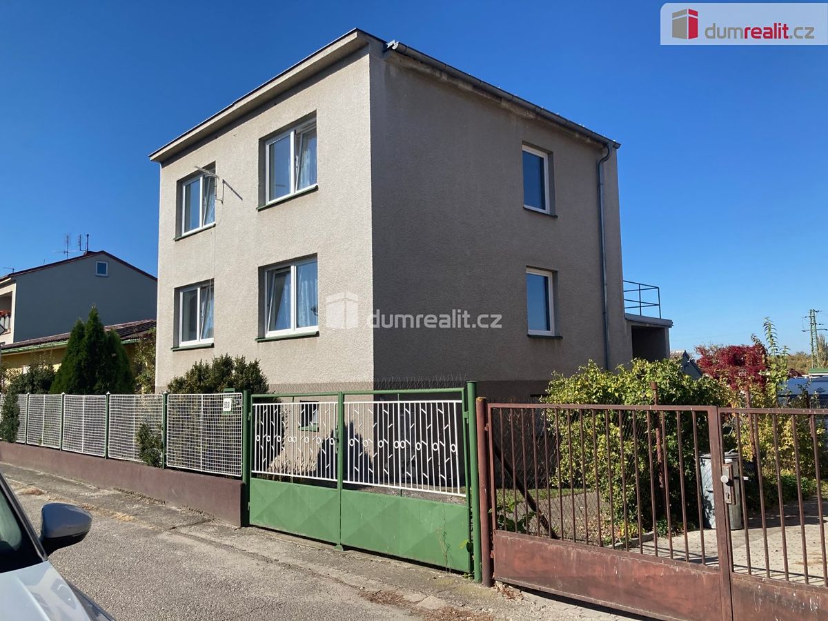 Prodej rodinného domu 146 m², pozemek 601 m² – fotografie 2