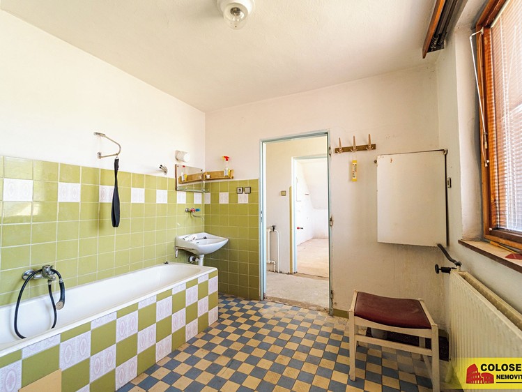 Haus zum Kauf, 241 m² (18 von 23)